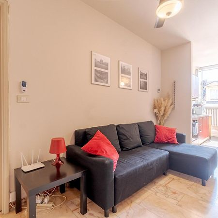 Ferienwohnung Casa Valeggio Attic Apt Few Steps From Porta Nuova Turin Exterior foto