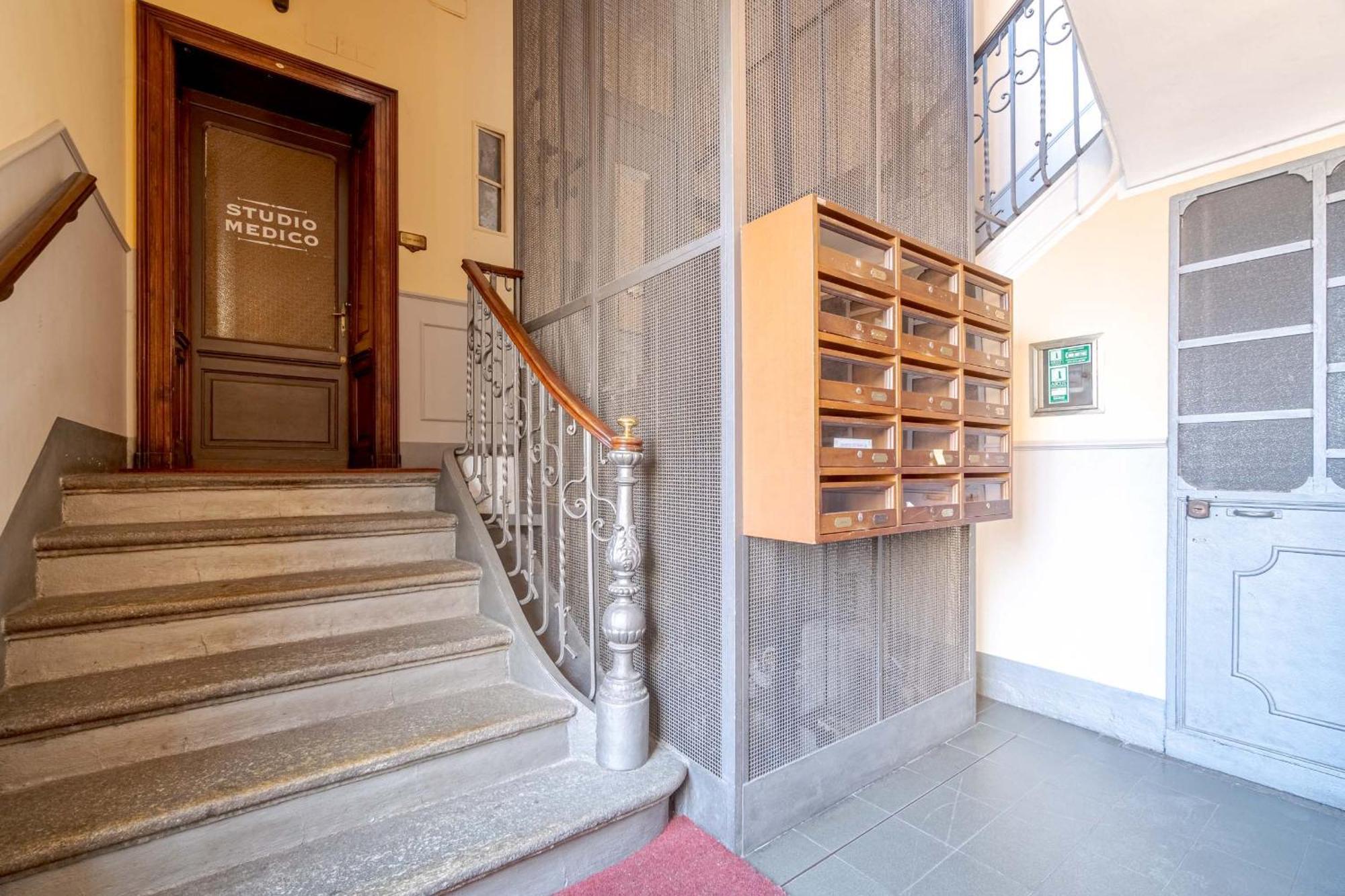 Ferienwohnung Casa Valeggio Attic Apt Few Steps From Porta Nuova Turin Exterior foto